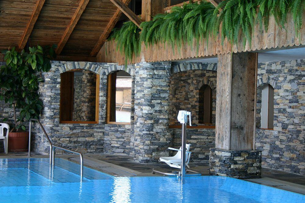 Hostellerie Du Pas De L'Ours "Relais Et Chateaux" Кран-Монтана Екстер'єр фото