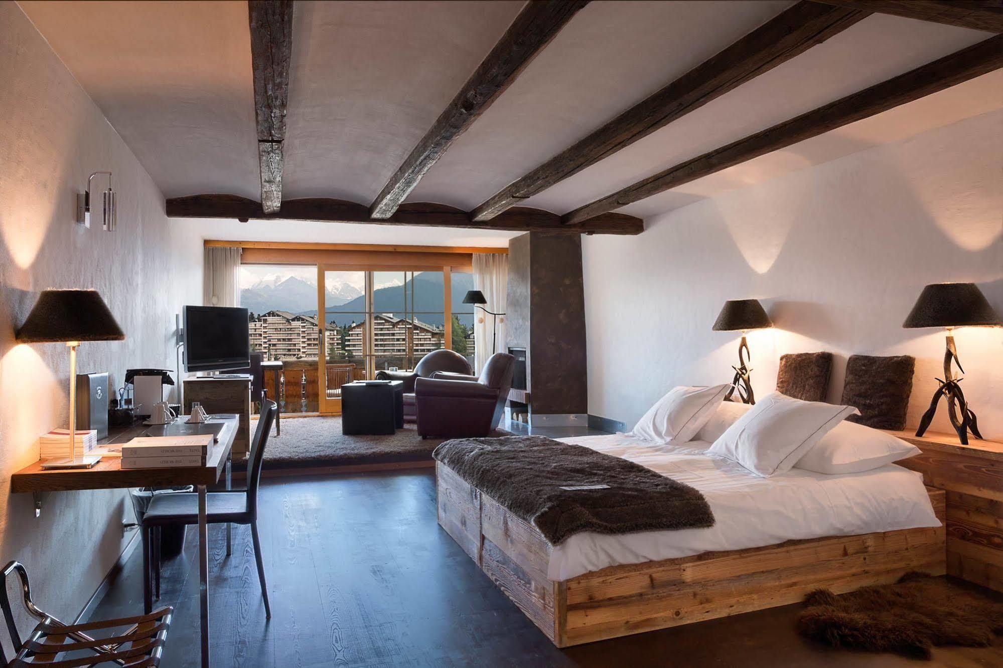 Hostellerie Du Pas De L'Ours "Relais Et Chateaux" Кран-Монтана Екстер'єр фото